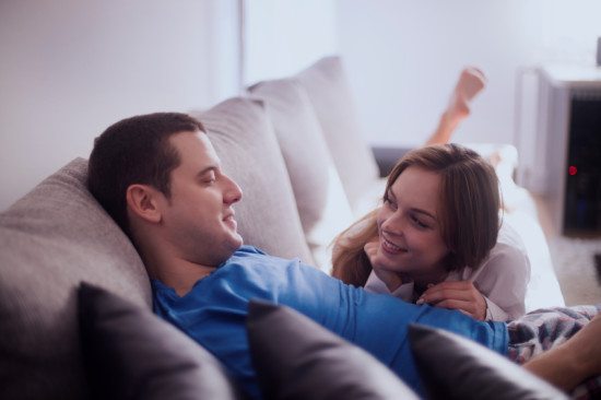 10 Anzeichen, dass du nicht wirklich in einer Beziehung bist, wie du denkst