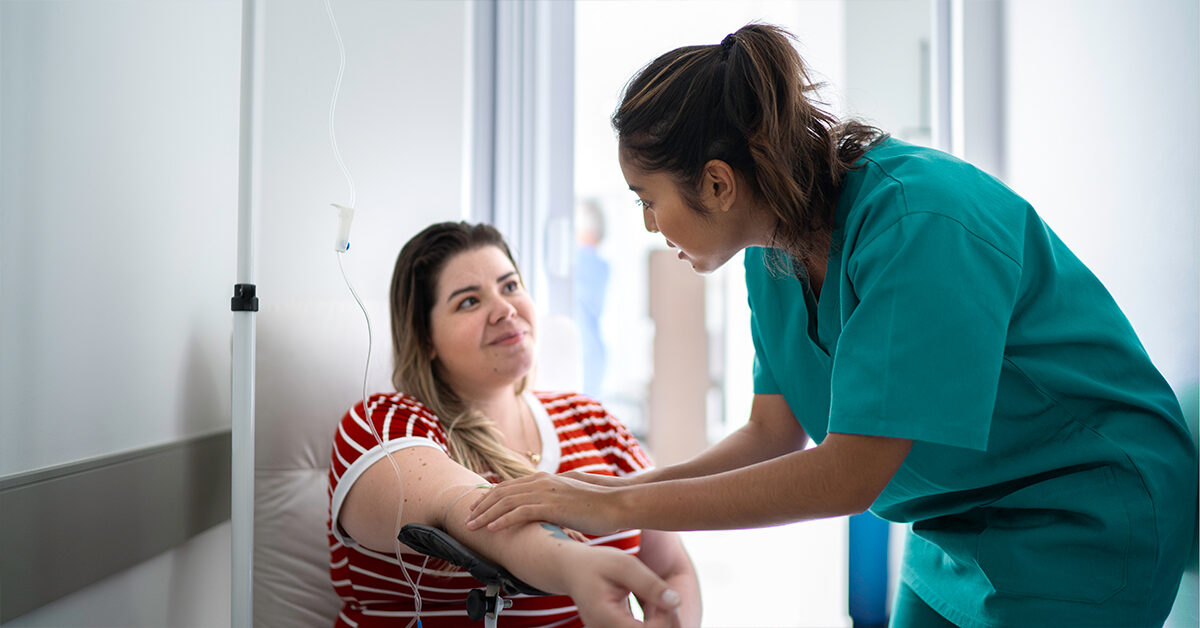 Crohns Infusionsbehandlungen: Arten, Nebenwirkungen & mehr