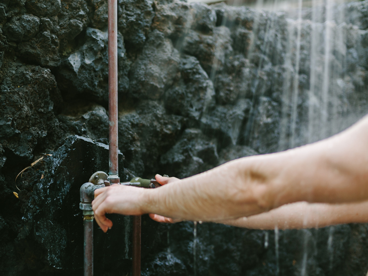 Immer mehr Promis baden nicht täglich.  Ist an diesem Trend etwas dran?